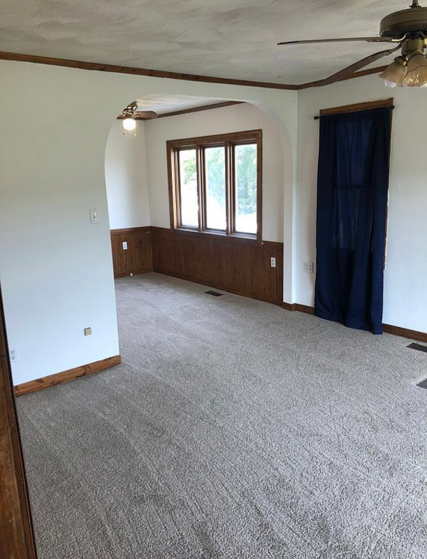 205 S 1st St - Photo 5 of 12