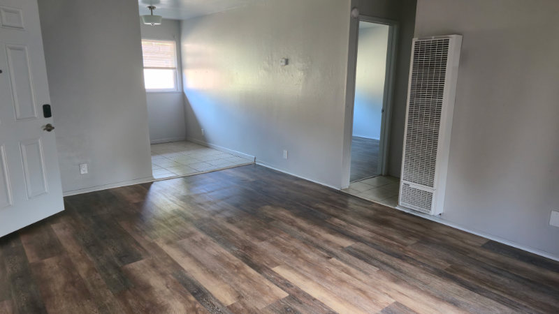 320 Franciscan Ct #15 - Photo 2 of 9