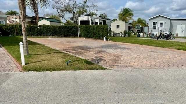 2515 Magnolia St ##Lot