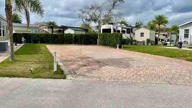 2515 Magnolia St ##Lot - Photo 2 of 5