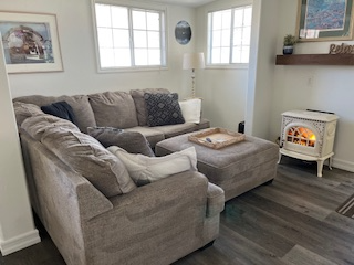 592 N 3rd St #A - Photo 6 of 12