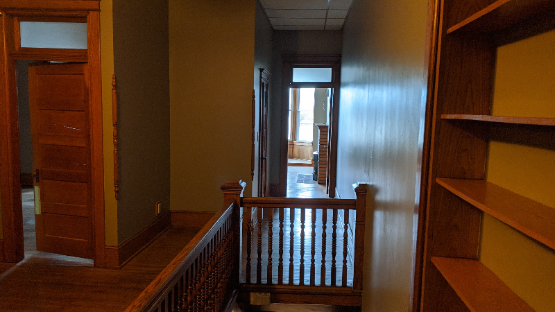 38 1/2 E Main St - Photo 3 of 20