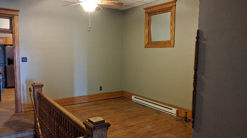 38 1/2 E Main St - Photo 5 of 20