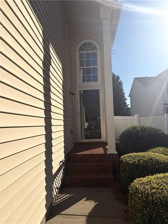 510 Stanford Pl - Photo 2 of 20