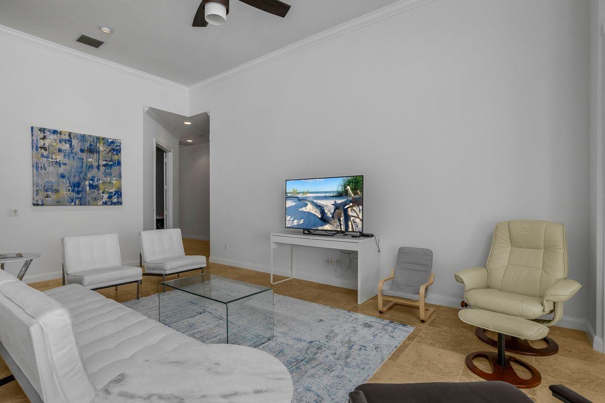 28308 Moray Dr - Photo 5 of 38