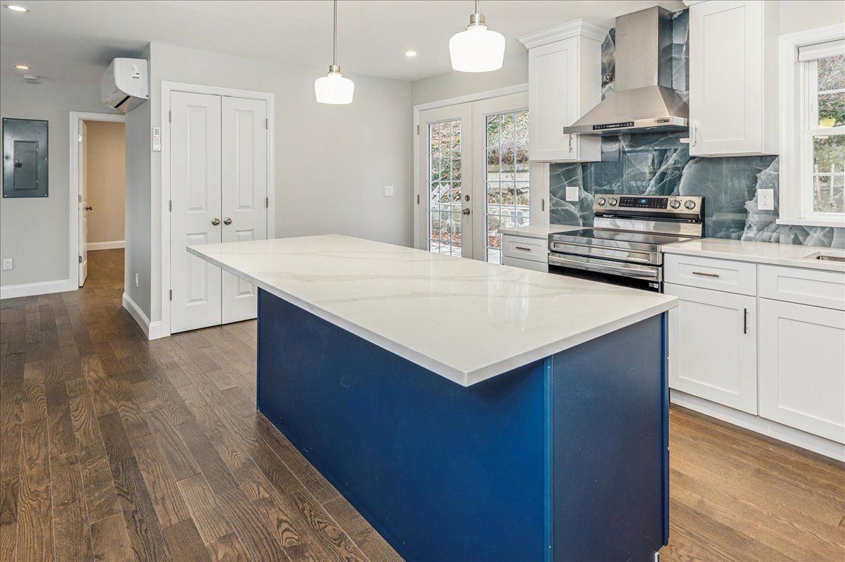 187 Orchard St ##1 - Photo 3 of 14