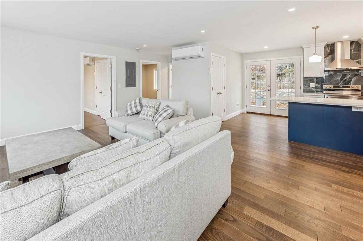 187 Orchard St ##1 - Photo 7 of 14