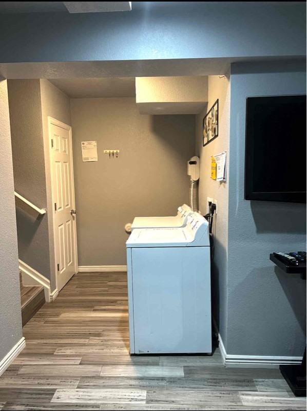 4108 Liverpool St - Photo 3 of 27