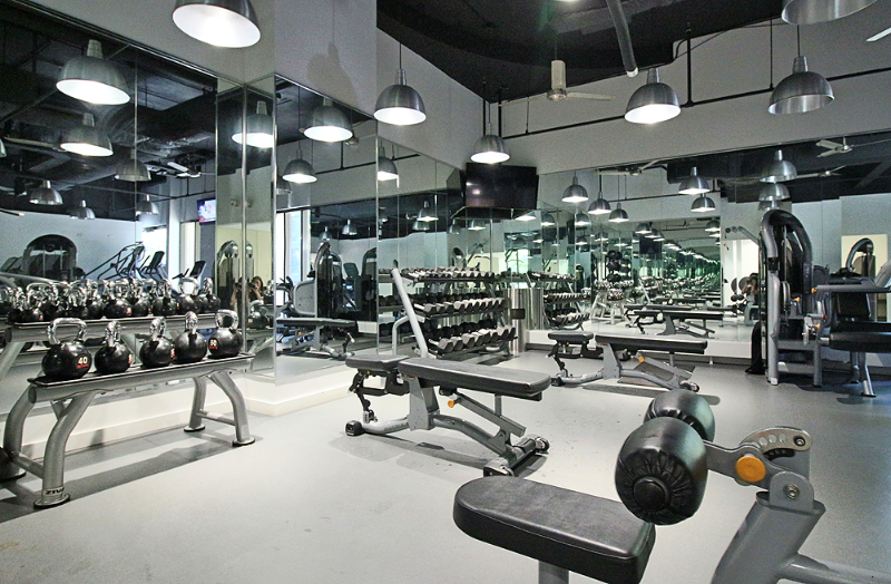 488 E Ohio St - Photo 7 of 8