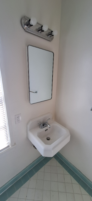 722 726 #D - Photo 6 of 20