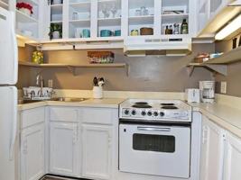 featured image of 203 Broadway #2B