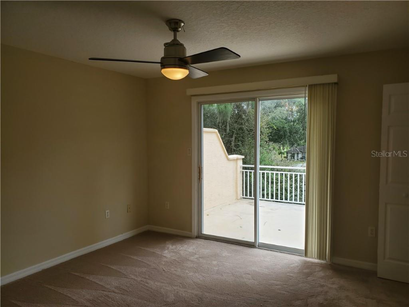 815 N Rembrandt Way - Photo 5 of 8