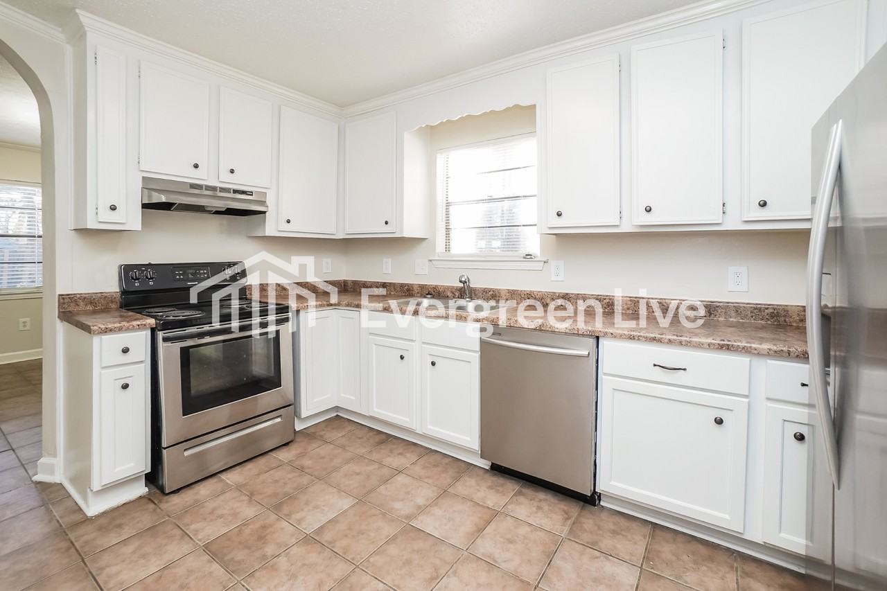 414 Shenandoah Rd N - Photo 6 of 15