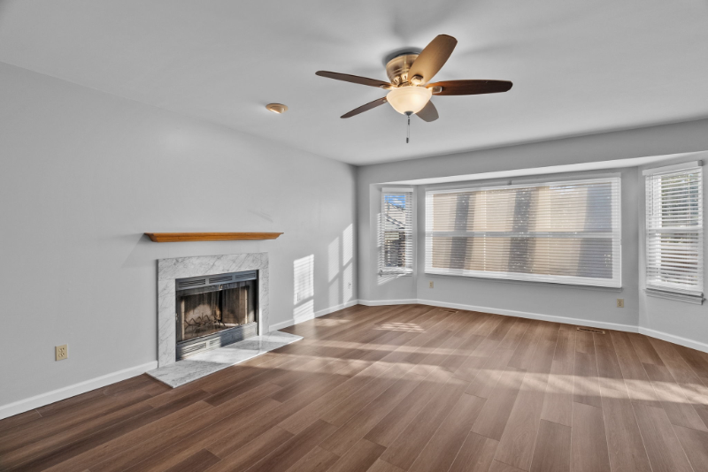 2 Coachman Ct - Photo 6 of 24