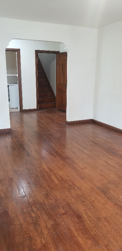 25 Glencoe Ave - Photo 3 of 10