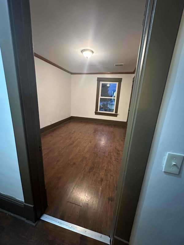 1618 38th St Nw #2 - Photo 3 of 17