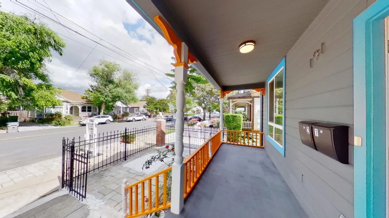 191 N 9th St #2 - Photo 2 of 13