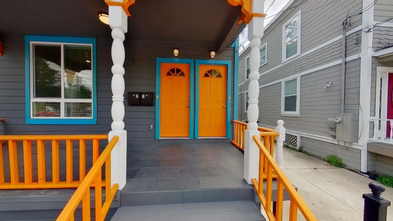 191 N 9th St #2 - Photo 3 of 13