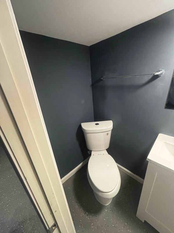 436 N Patterson Park Ave - Photo 7 of 20