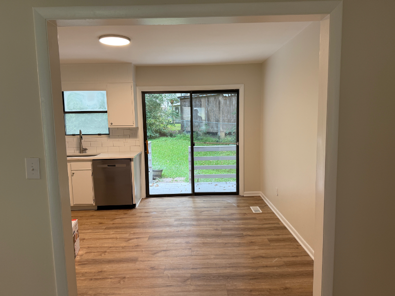 320 Ridgecrest Rd - Photo 5 of 7