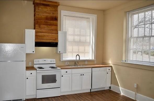 632 Roanoke Ave #102 - Photo 7 of 8