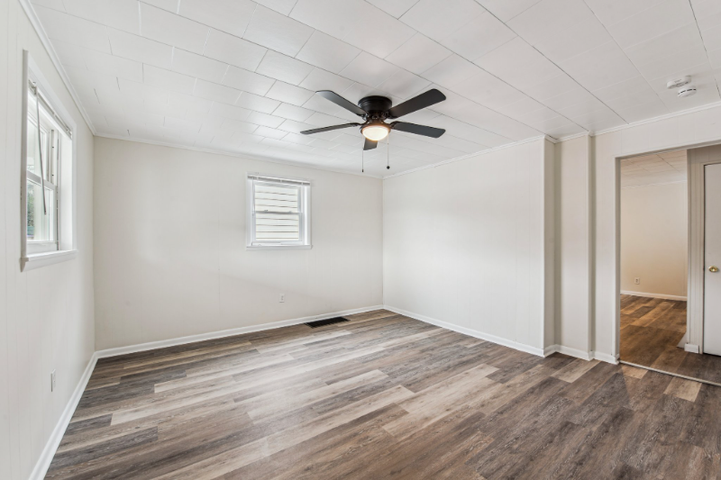 761 W Otterman St - Photo 4 of 20