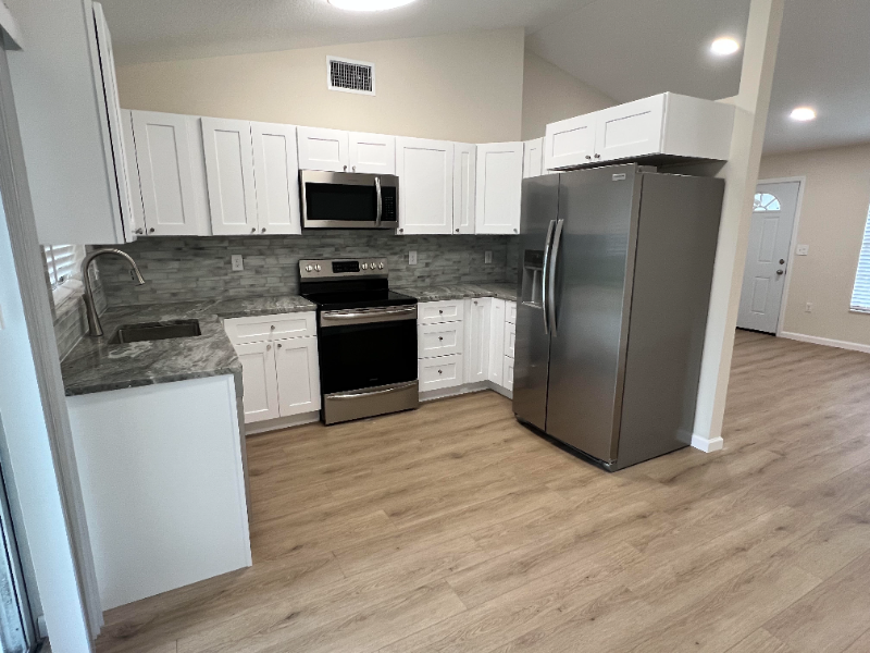 7224 Daggett Ter - Photo 2 of 14