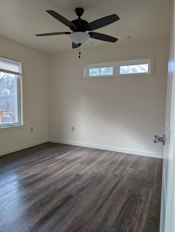 515 Lakeview Dr - Photo 4 of 21