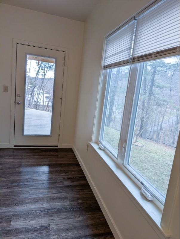 515 Lakeview Dr - Photo 7 of 21