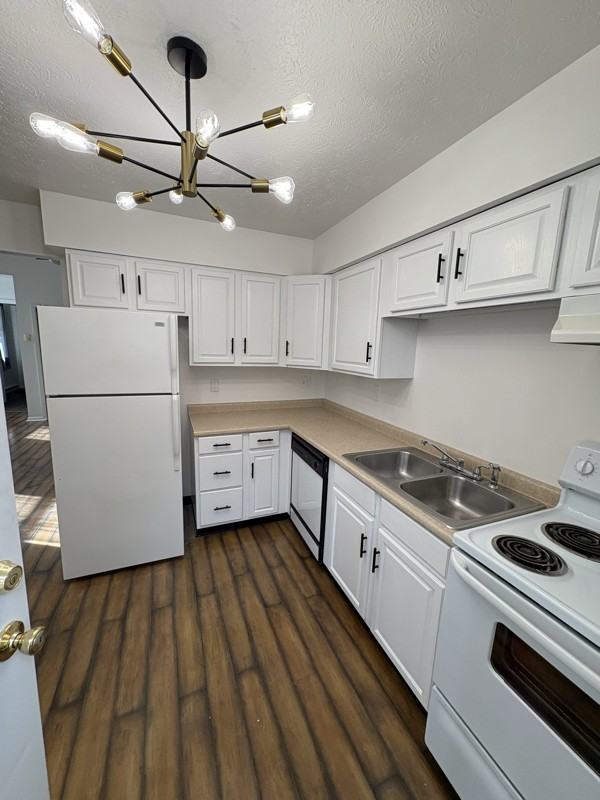 2001 Davidson St #8 - Photo 4 of 10