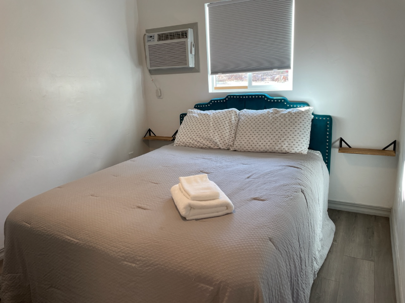 1934 Parallel St #D - Photo 2 of 8