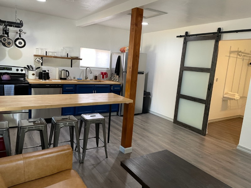 1934 Parallel St #D - Photo 5 of 8