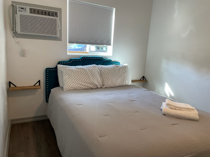 1934 Parallel St #D - Photo 7 of 8