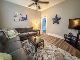 216 E Horah St - Photo 1 of 1