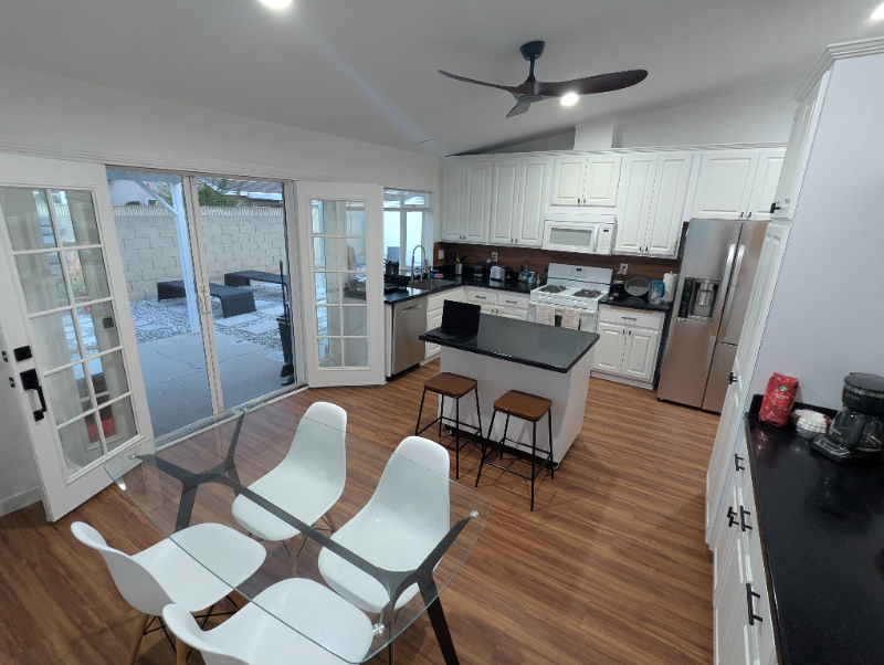 23324 Maltby Pl - Photo 5 of 10