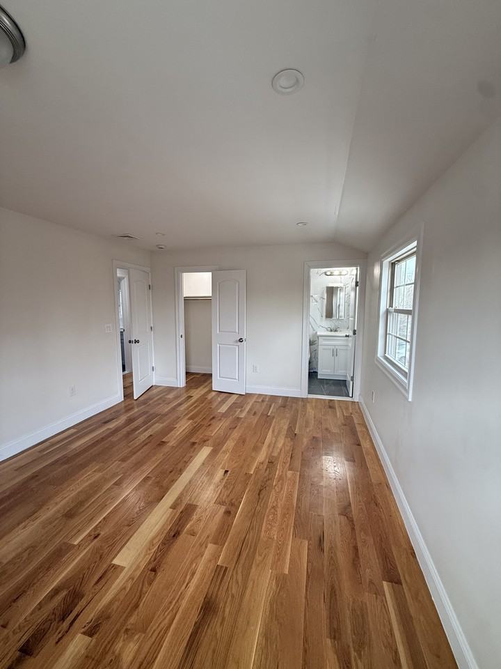 239-38 148th Road - Photo 6 of 13