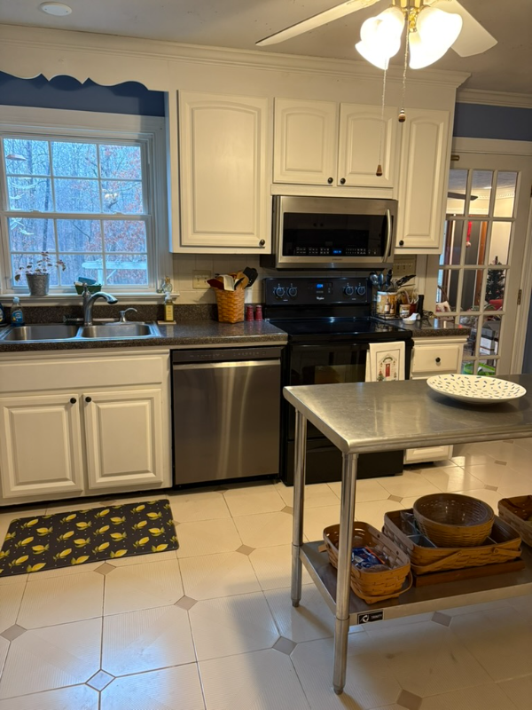 1004 Otterdale Rd - Photo 7 of 10