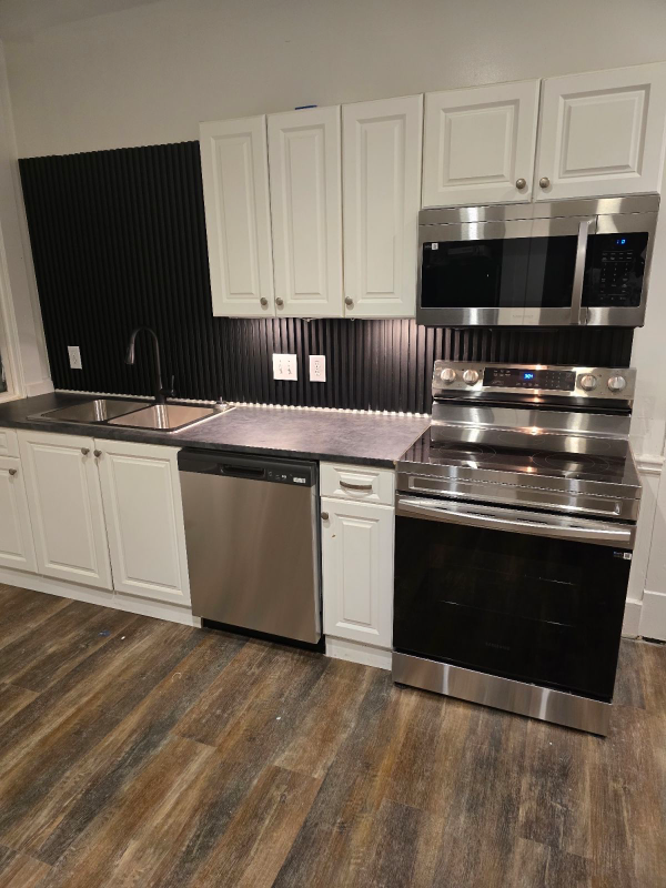 5155 Newark Ave #A - Photo 2 of 10