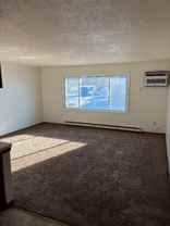 1402 Division St W #4 - Photo 1 of 1