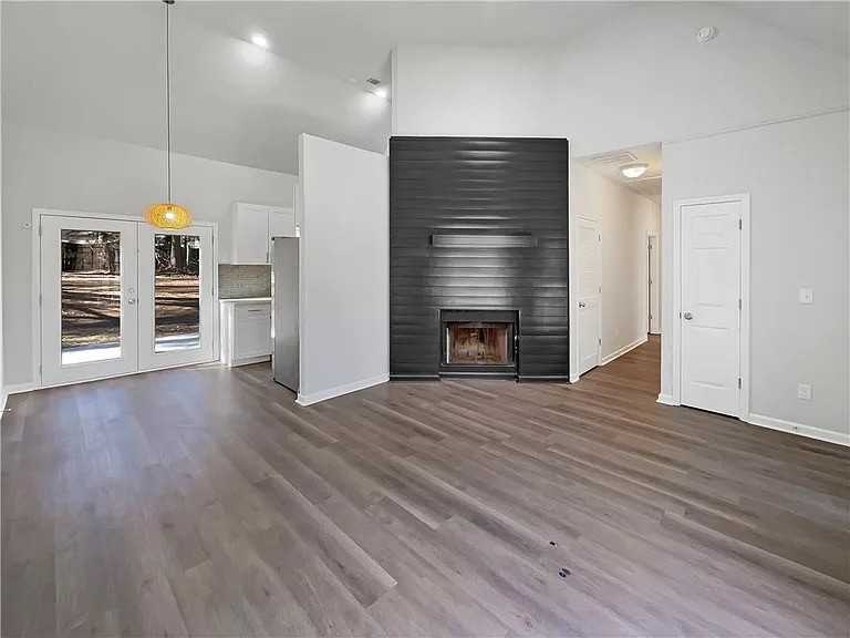 800 Fairburn Road Northwest #1 - Photo 3 of 10