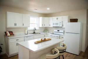 featured image of 6418 Dunn Rd