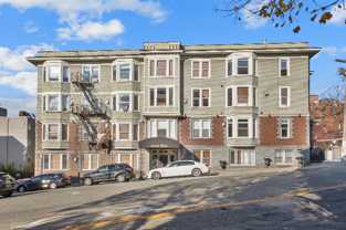 312 E Olive Pl #401 - Photo 1 of 1