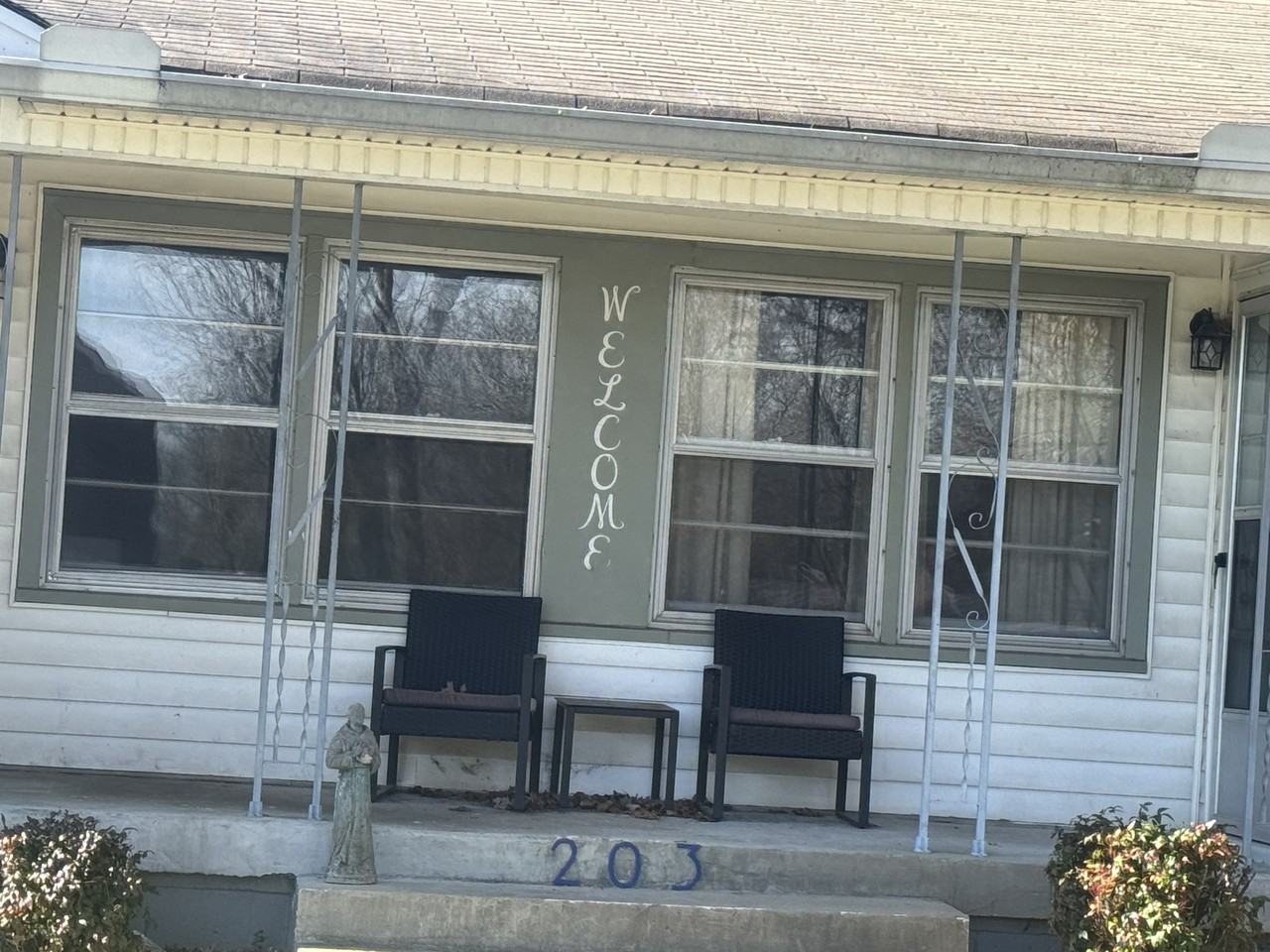 203 Stewart Street #A - Photo 2 of 11