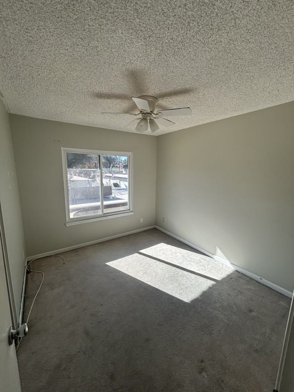 662 Driftwood Ln - Photo 7 of 20