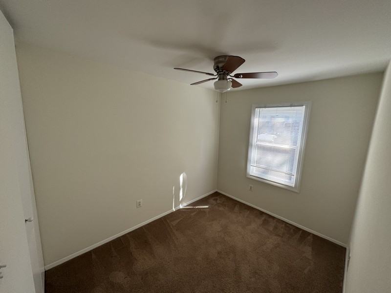 9739 Bragg Ln - Photo 7 of 13