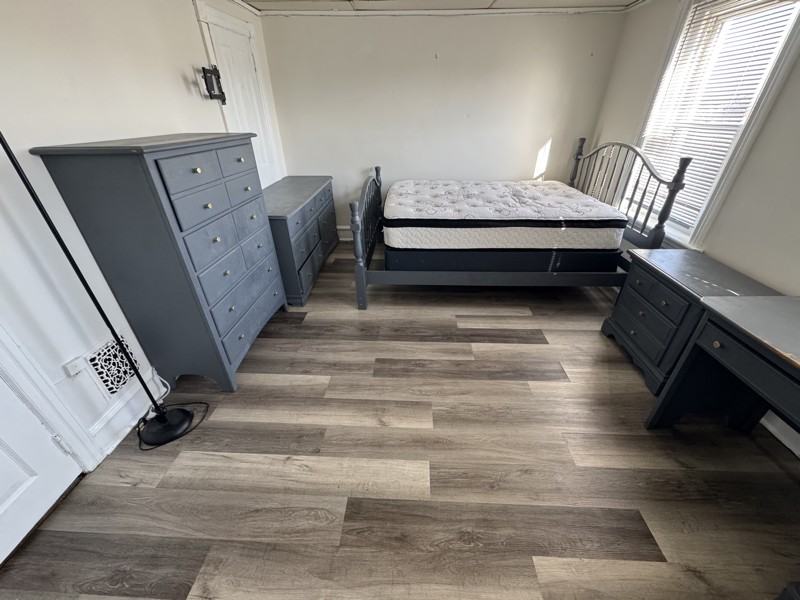 46 Montgomery Ave - Photo 2 of 5