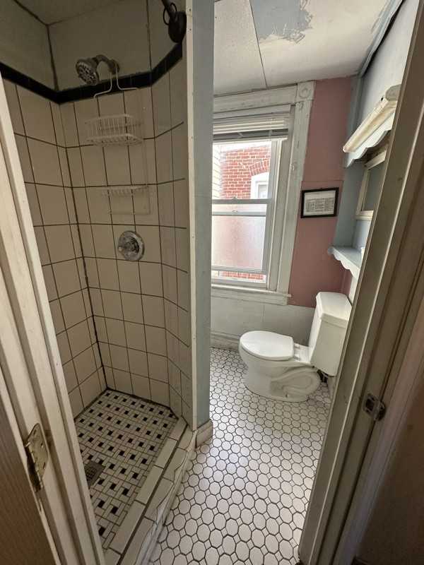 46 Montgomery Ave - Photo 4 of 5