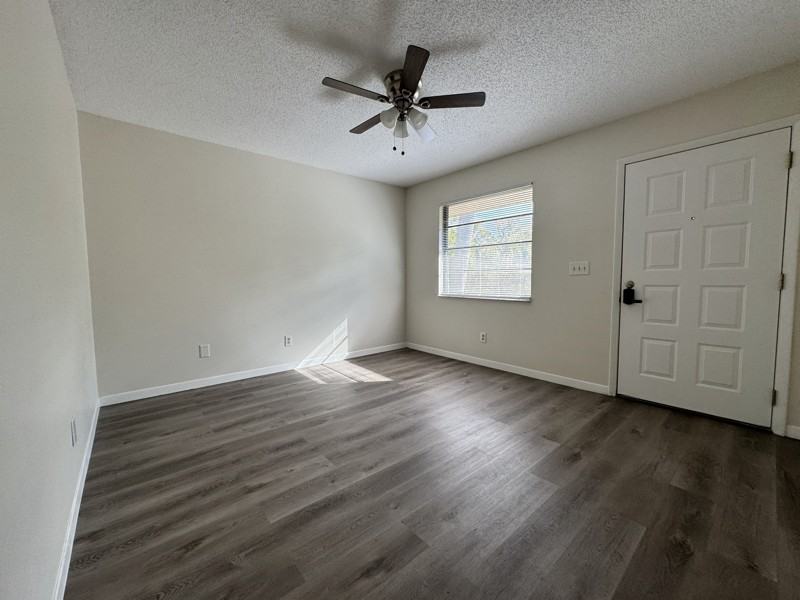 2901 Bay View Dr #B - Photo 4 of 9