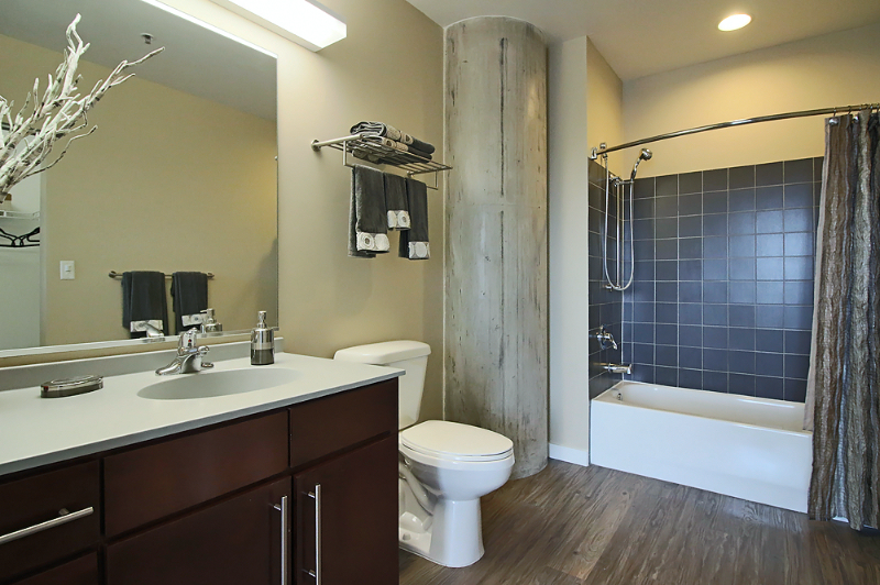 1443 S State St - Photo 5 of 9