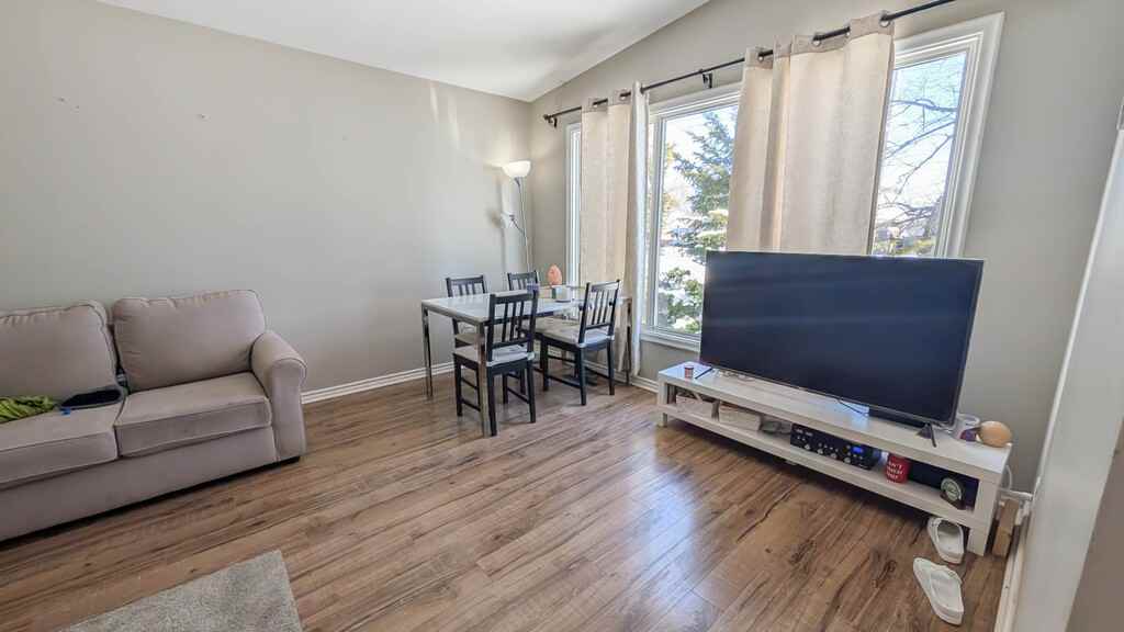 319 Bunting Rd - Photo 2 of 36